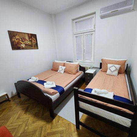 Authentic Belgrade Centre Apartment #4 - Budget エクステリア 写真